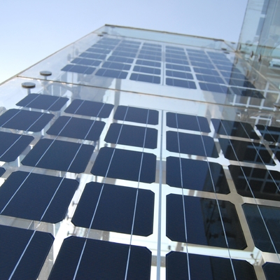 الألواح الشمسية عالية الطاقة Bifacial مخصصة تكلفة الألواح الشمسية الزجاجية ل sunroom